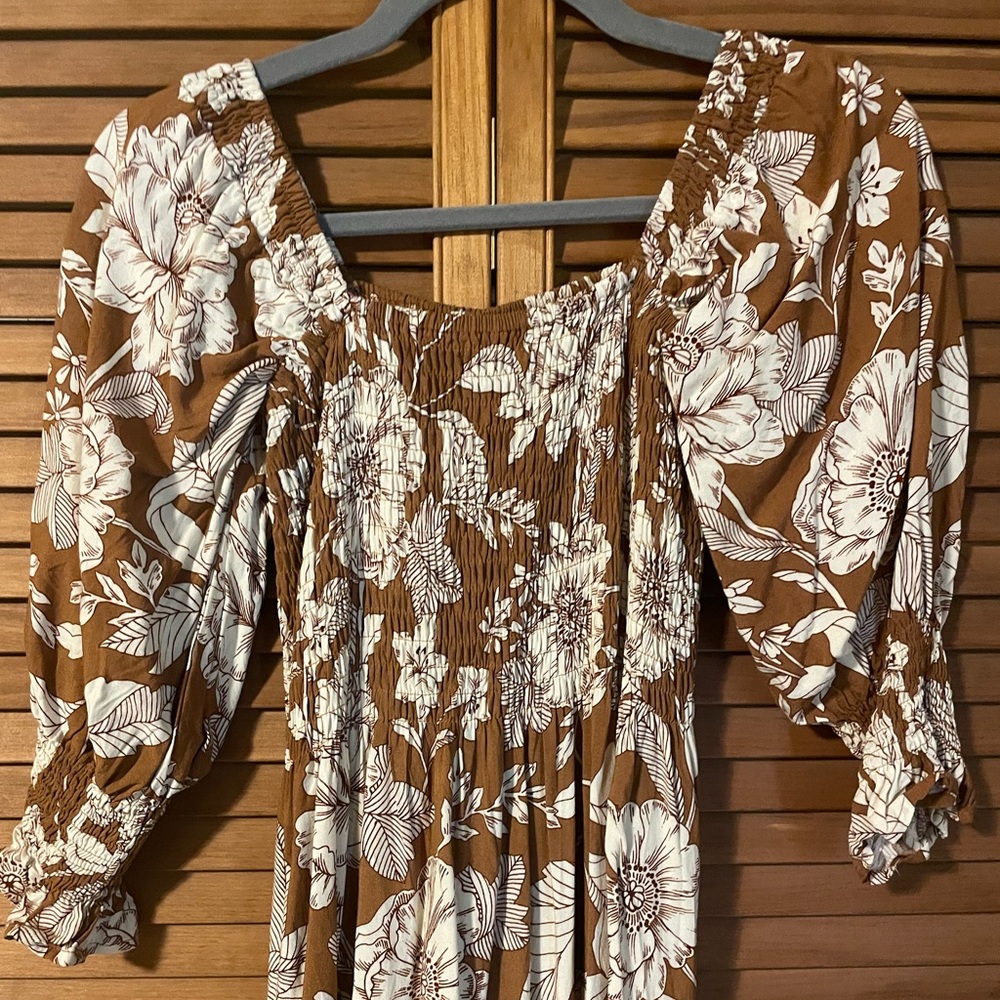 Petal and Pup Smocked Puff Sleeve brown and White Fall Color Midi Dress Size XS - Picture 3 of 8